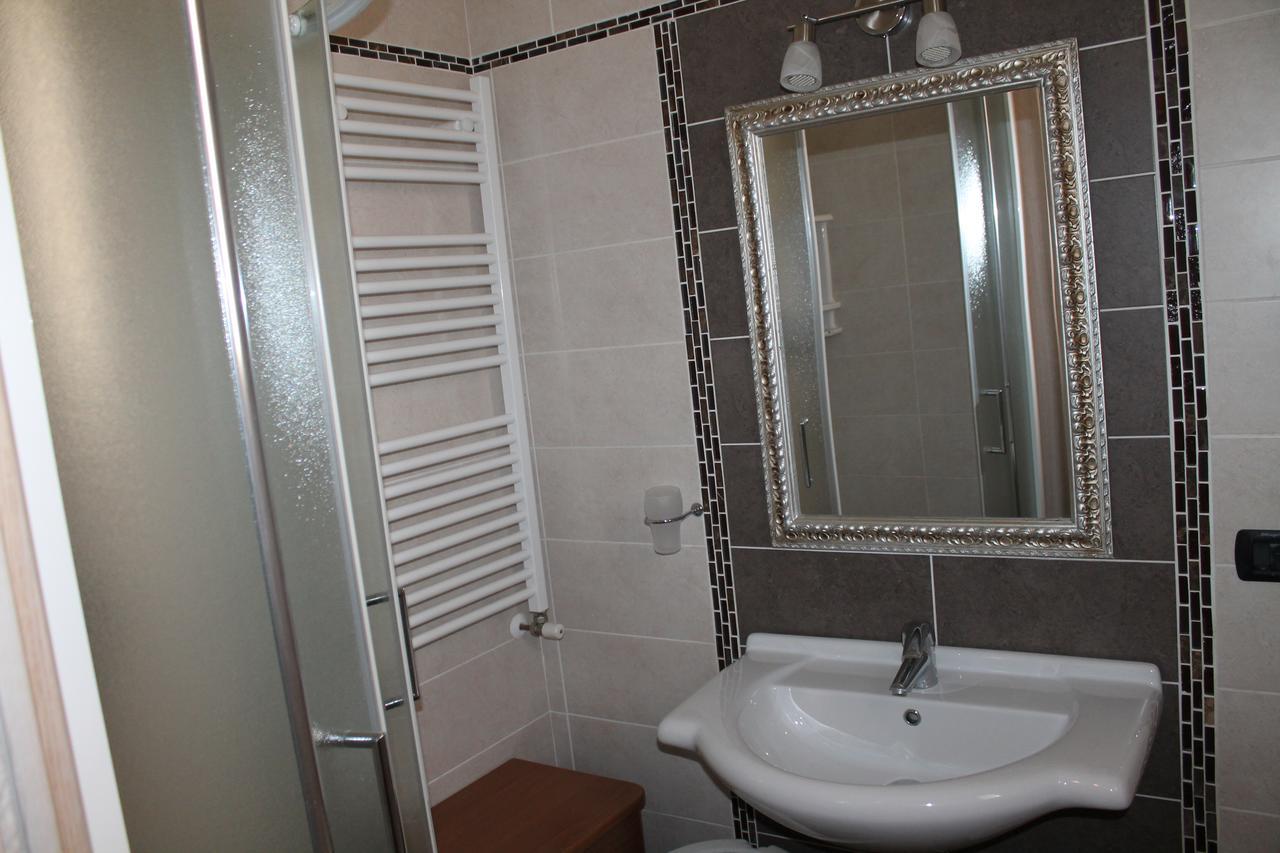Hotel Oblio Ρίμινι Εξωτερικό φωτογραφία